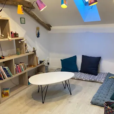 Duplex-au Chateau Ambulant-au Bord De La Dordogne 아파트 *